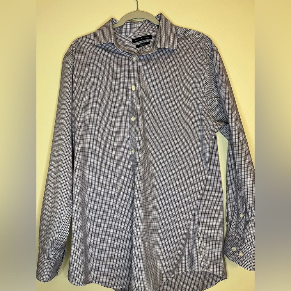 Tommy Hilfiger Men's Large Button Up